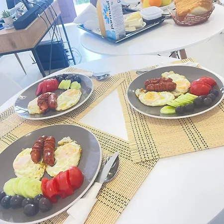 Sofia House 3* בראט