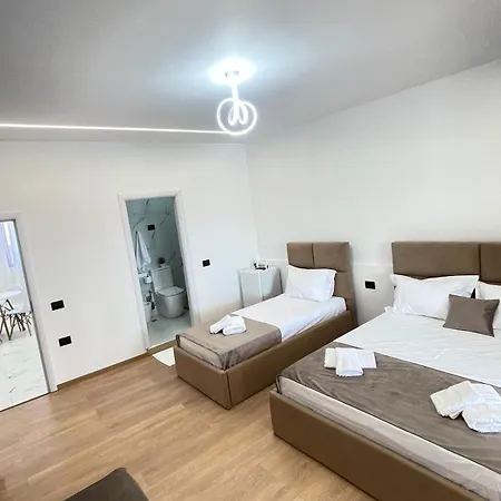 בית הארחה Sofia House בראט