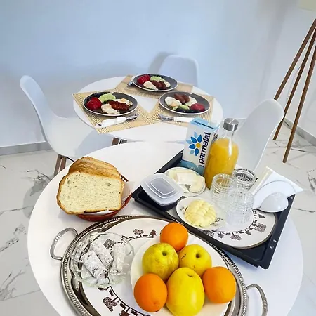 Sofia House בית הארחה