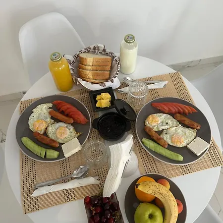 Sofia House 3* בראט